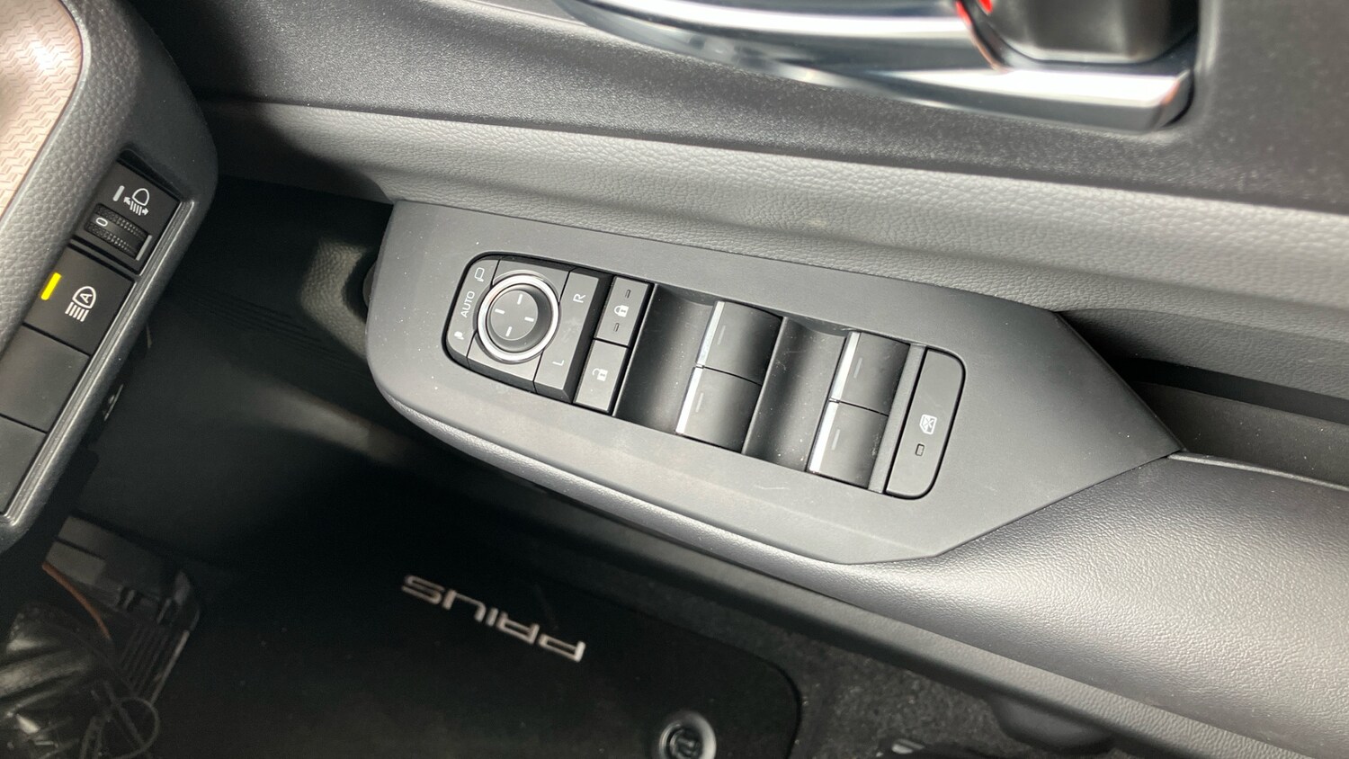 Used Toyota Prius 2025 for sale - 76101270: Photo 50