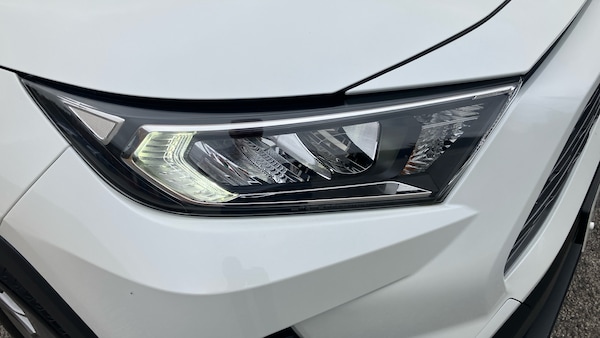 Used Toyota RAV4 2022 for sale - 76273565: Photo 32