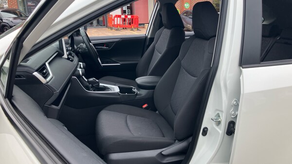 Used Toyota RAV4 2022 for sale - 76273565: Photo 43