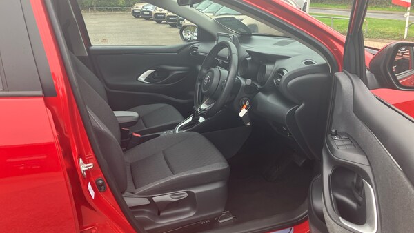 Used Toyota Yaris 2022 for sale - 76115720: Photo 11