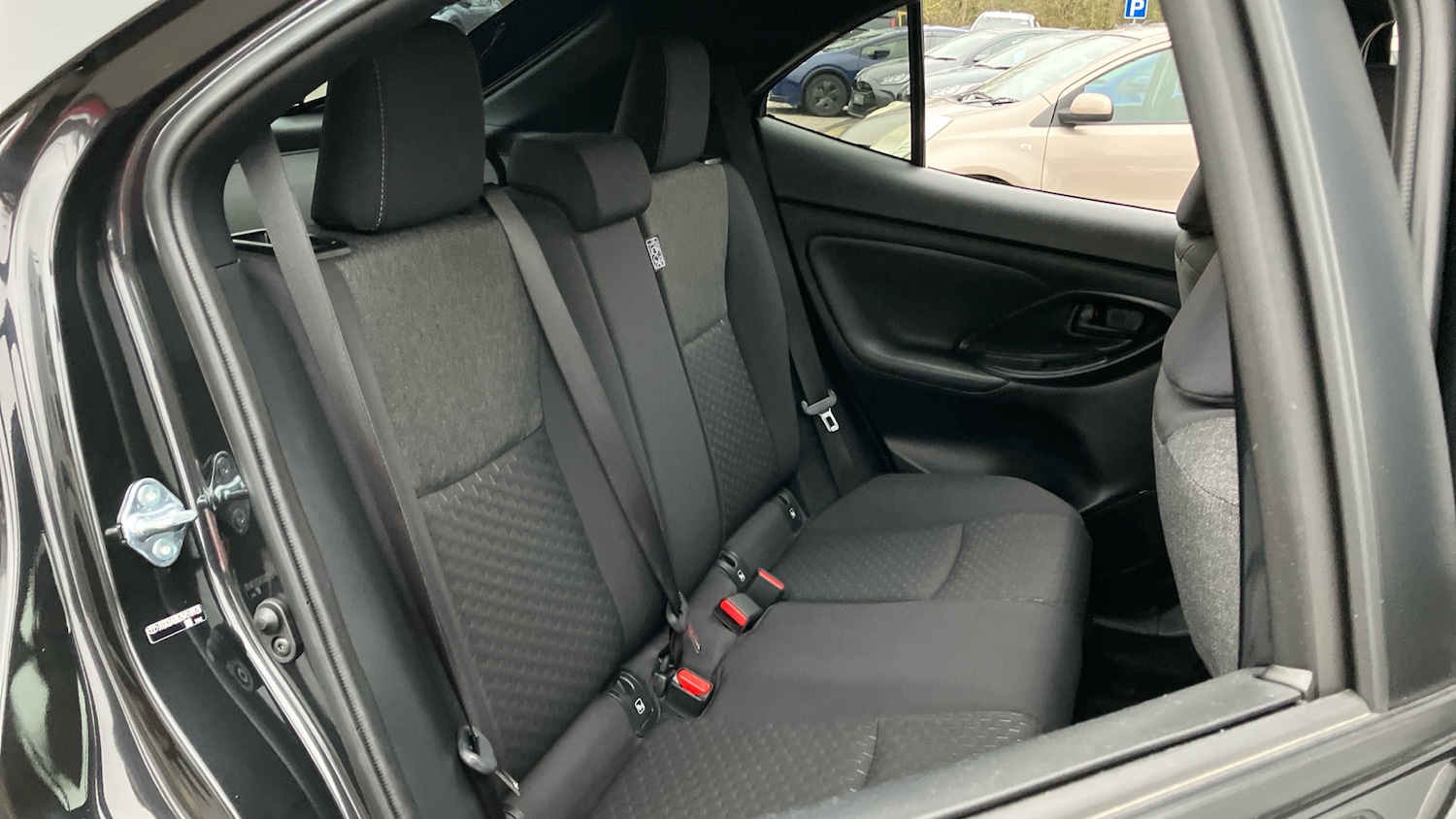 Used Toyota Yaris Cross 2025 for sale - 77420957: Photo 42