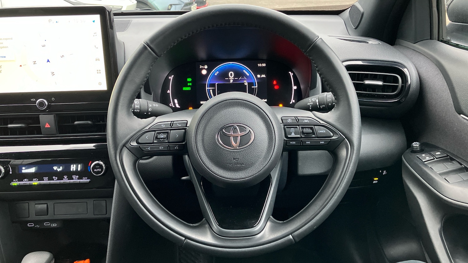 Used Toyota Yaris Cross 2025 for sale - 77420957: Photo 8