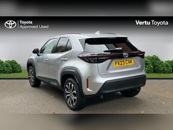 Used Toyota Yaris Cross 2023 for sale - 76461705: Photo