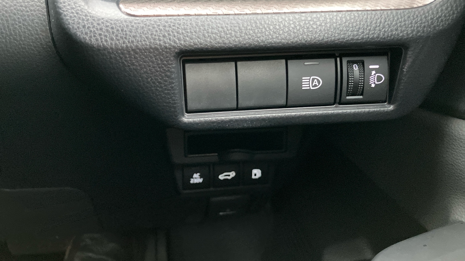 Used Toyota Prius 2025 for sale - 78015138: Photo 32