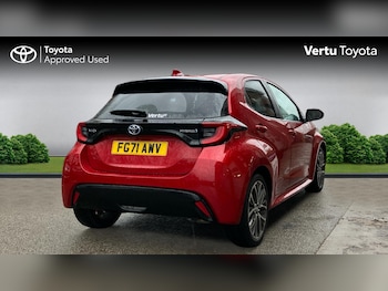 Used Toyota Yaris 2021 for sale - 76796825: Photo