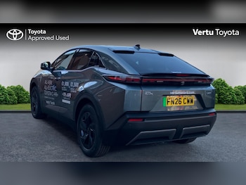 Used Toyota C-HR 2026 for sale - 79150518: Photo