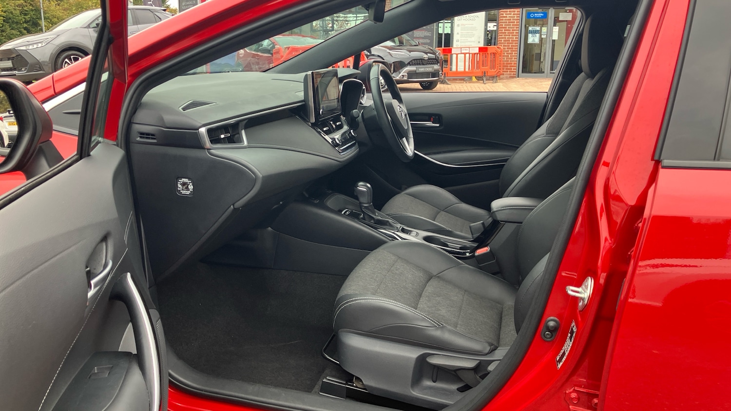 Used Toyota Corolla 2023 for sale - 76452624: Photo 10