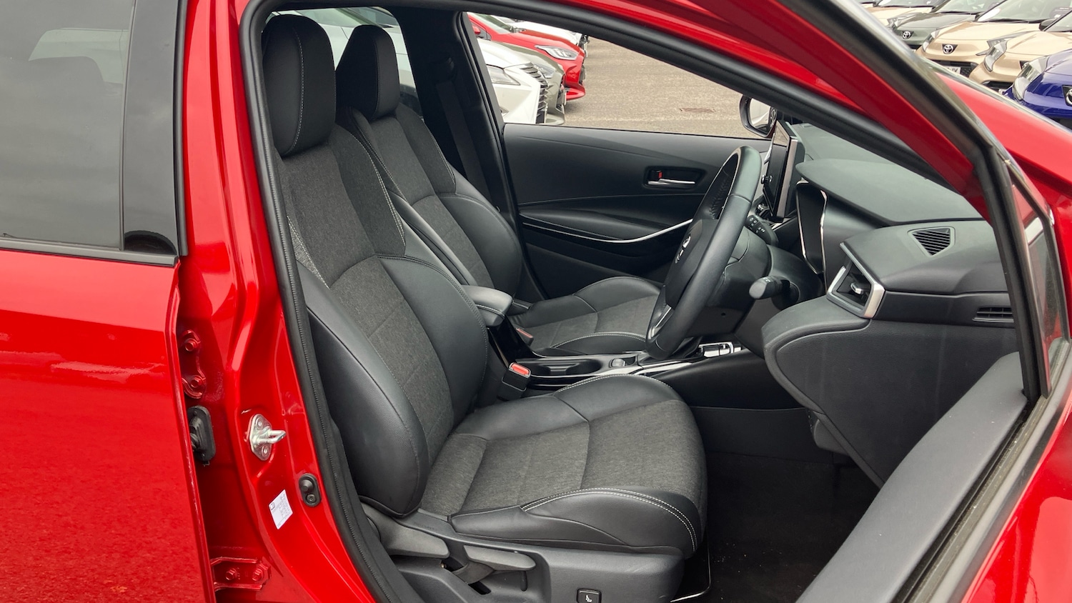 Used Toyota Corolla 2023 for sale - 76452624: Photo 39