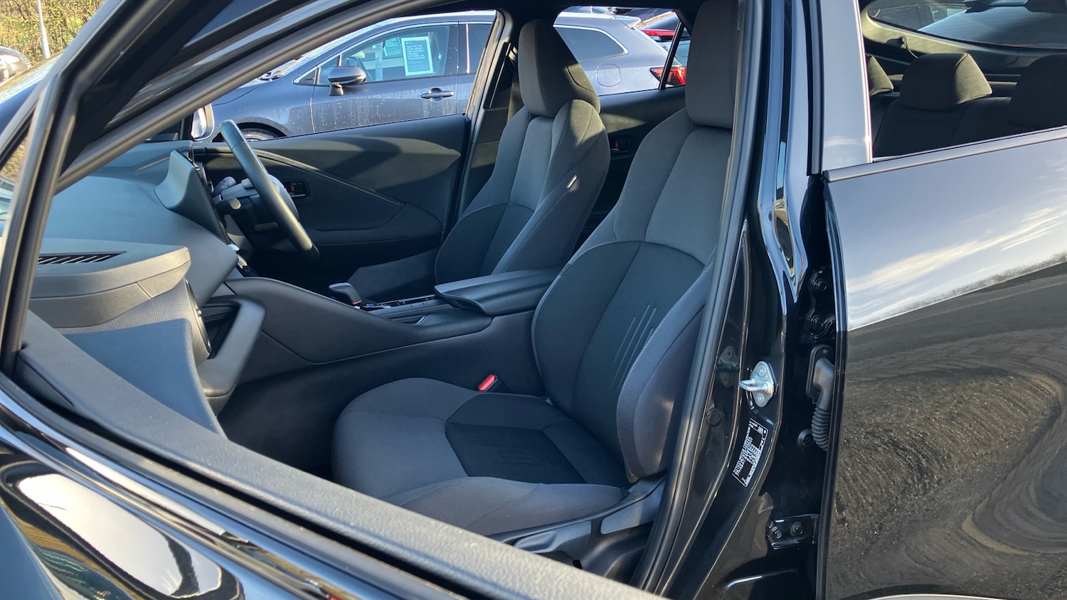 Used Toyota C-HR 2024 for sale - 77381481: Photo 43