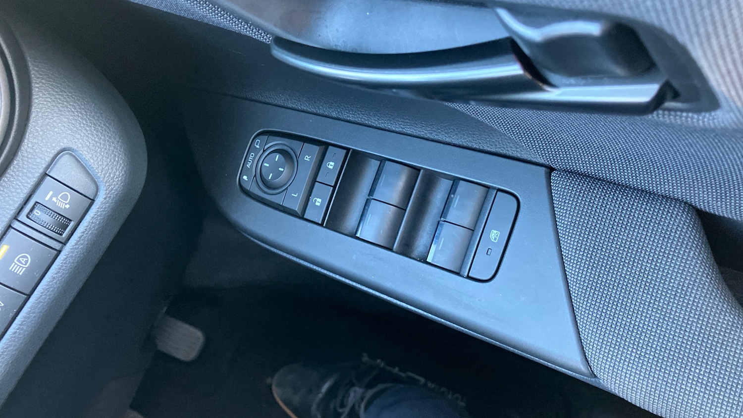 Used Toyota C-HR 2024 for sale - 77381481: Photo 49