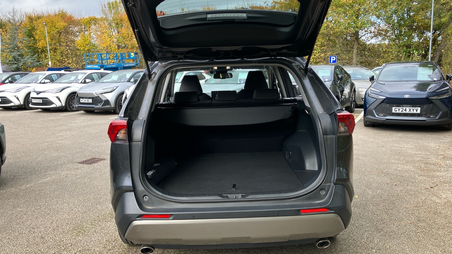 Used Toyota RAV4 2022 for sale - 76692669: Photo 14