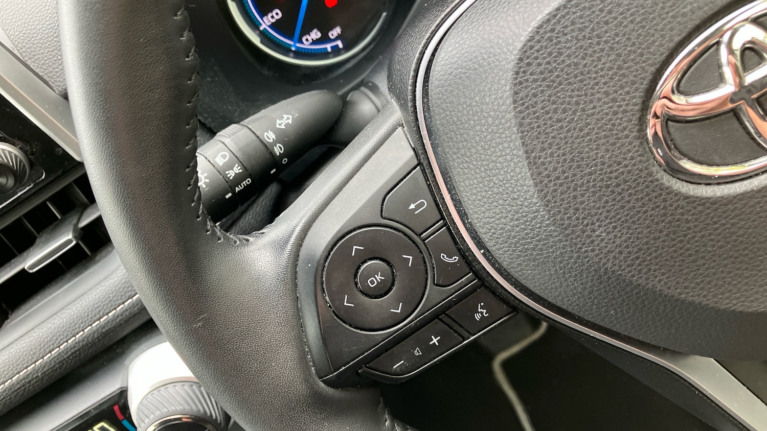 Used Toyota RAV4 2022 for sale - 76692669: Photo 46