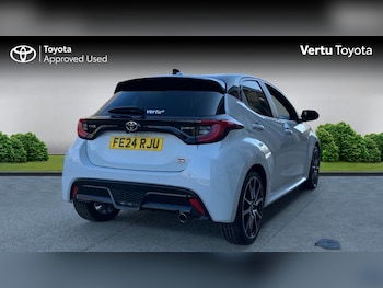 Used Toyota Yaris 2024 for sale - 77746519: Photo