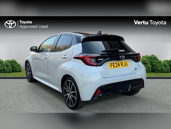 Used Toyota Yaris 2024 for sale - 77746519: Photo