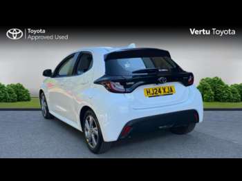 Used Toyota Yaris 2024 for sale - 74796663: Photo