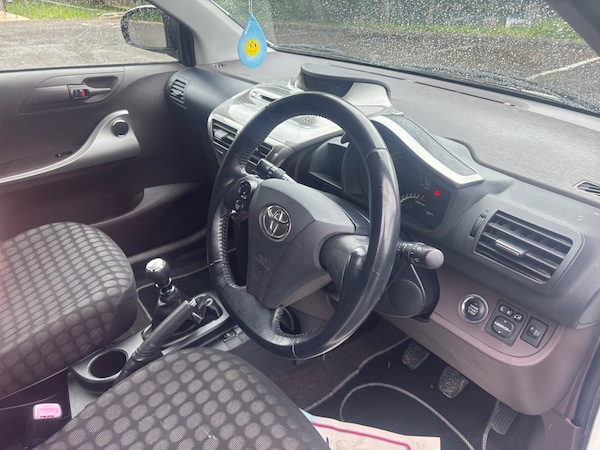 Used Toyota IQ 2010 for sale - 75391037: Photo 8