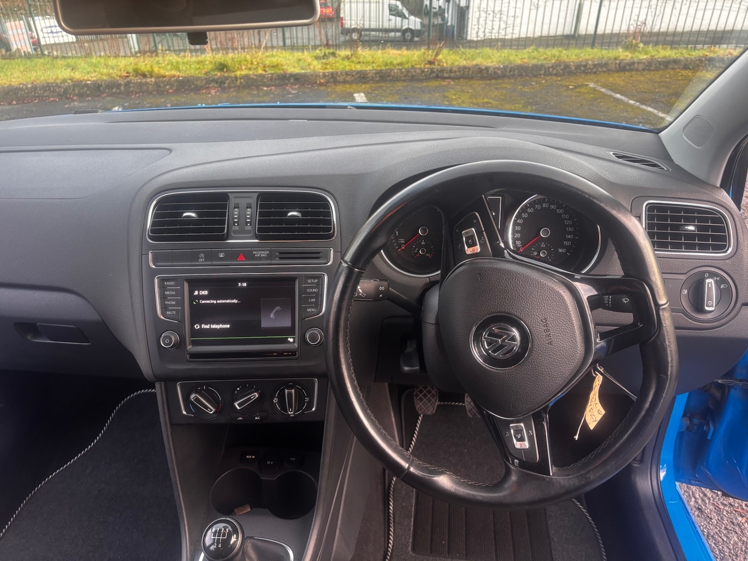 Used Volkswagen Polo 2015 for sale - 77168570: Photo 10
