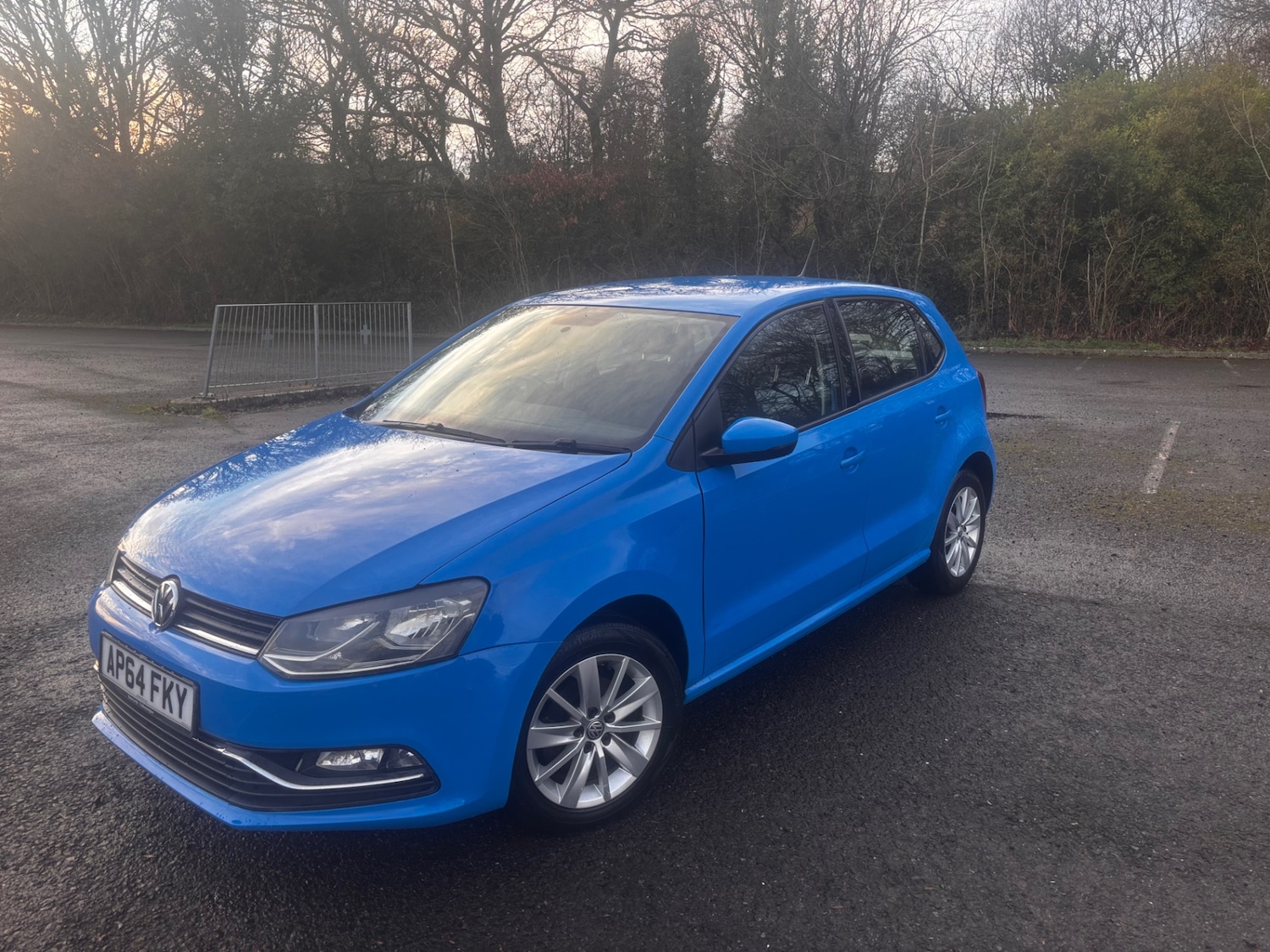 Used Volkswagen Polo 2015 for sale - 77168570: Photo 3