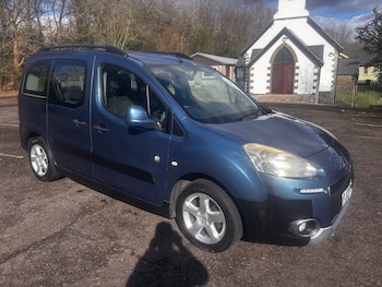 Used Peugeot Partner Tepee 2013 for sale - 77701888: Photo