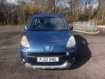 Used Peugeot Partner Tepee 2013 for sale - 77701888: Photo