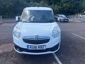 Used Vauxhall Combo 2016 for sale - 75130667: Photo