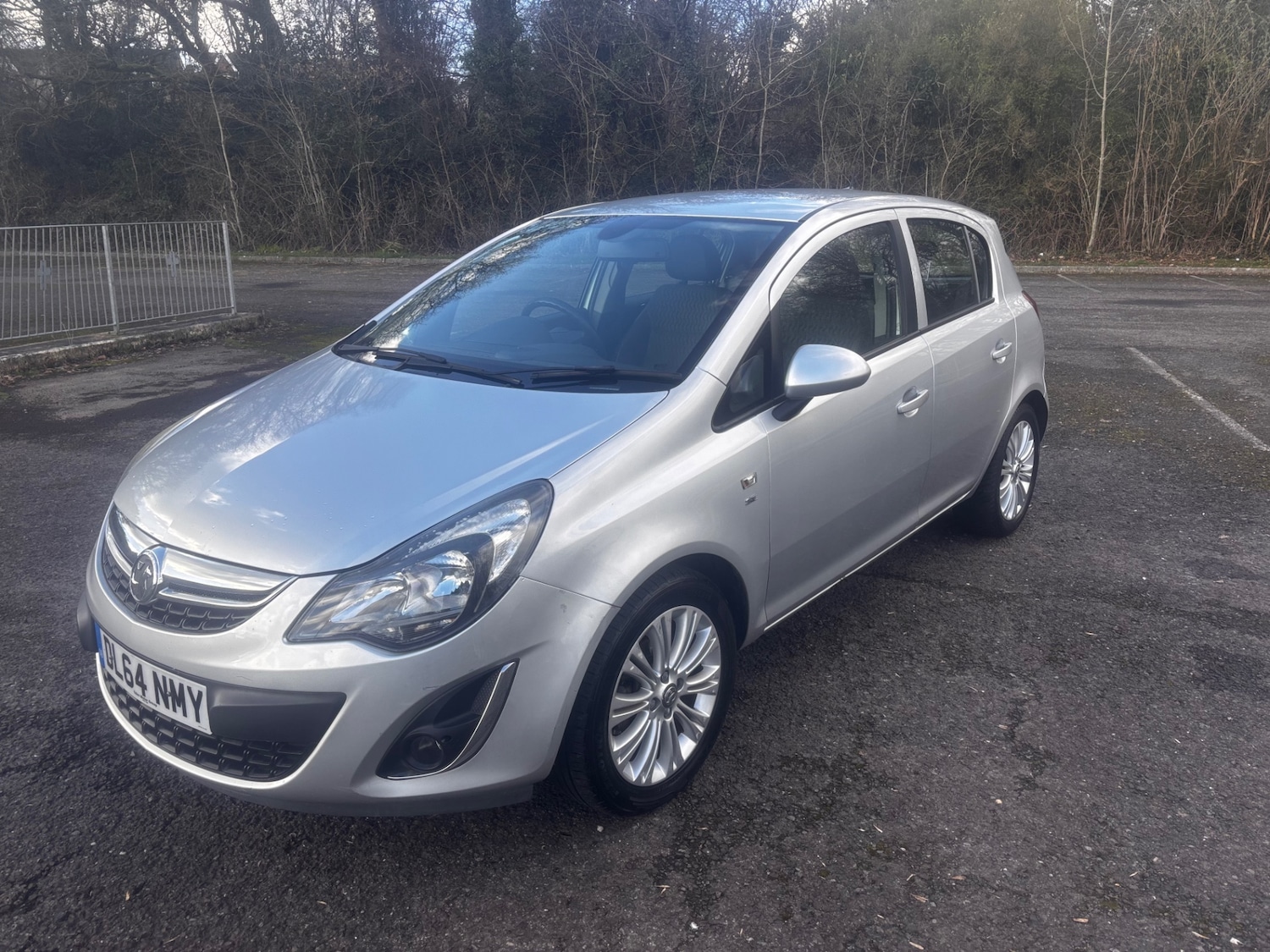 Used Vauxhall Corsa 2015 for sale - 77702050: Photo 3
