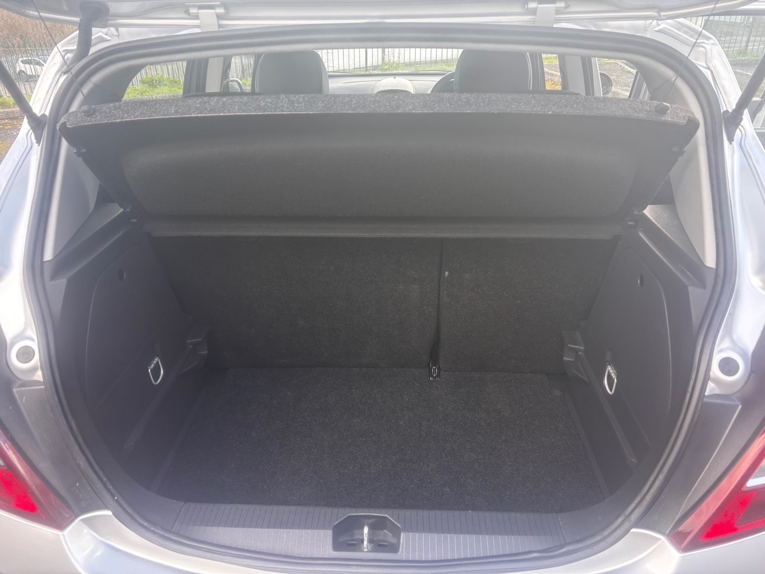 Used Vauxhall Corsa 2015 for sale - 77702050: Photo 7