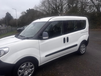 Used Fiat Doblo 2017 for sale - 77775965: Photo