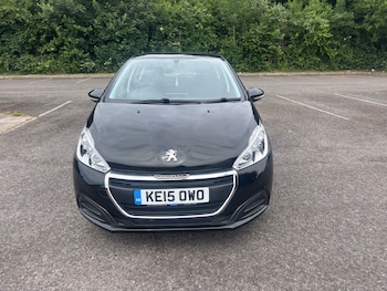 Used Peugeot 208 2015 for sale - 75017437: Photo