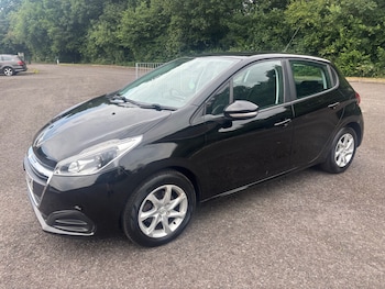 Used Peugeot 208 2015 for sale - 75017437: Photo