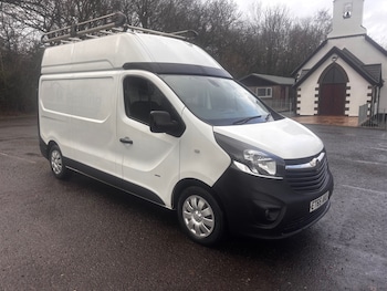Vauxhall Vivaro feature image