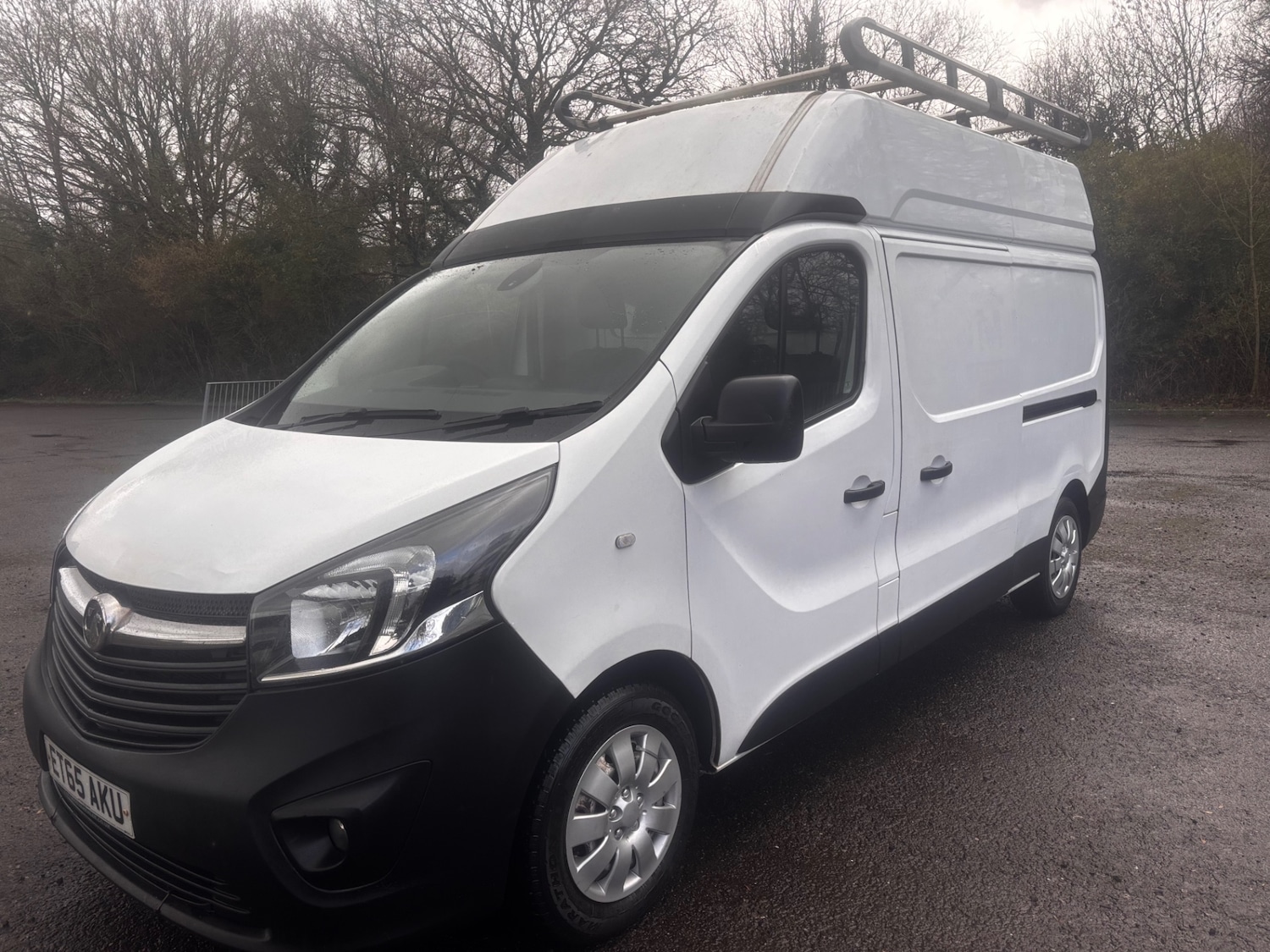 Used Vauxhall Vivaro 2016 for sale - 77630171: Photo 3