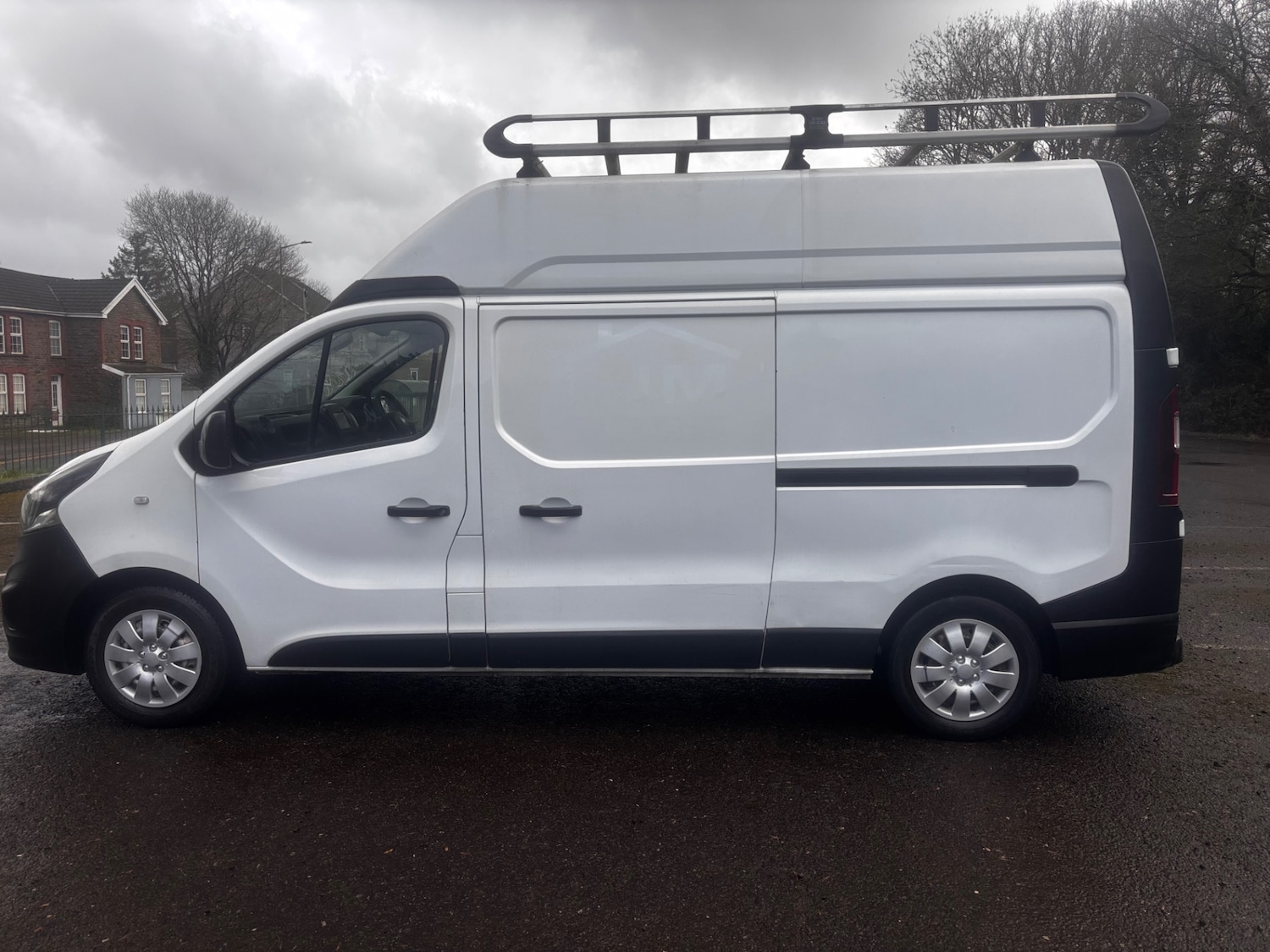 Used Vauxhall Vivaro 2016 for sale - 77630171: Photo 4