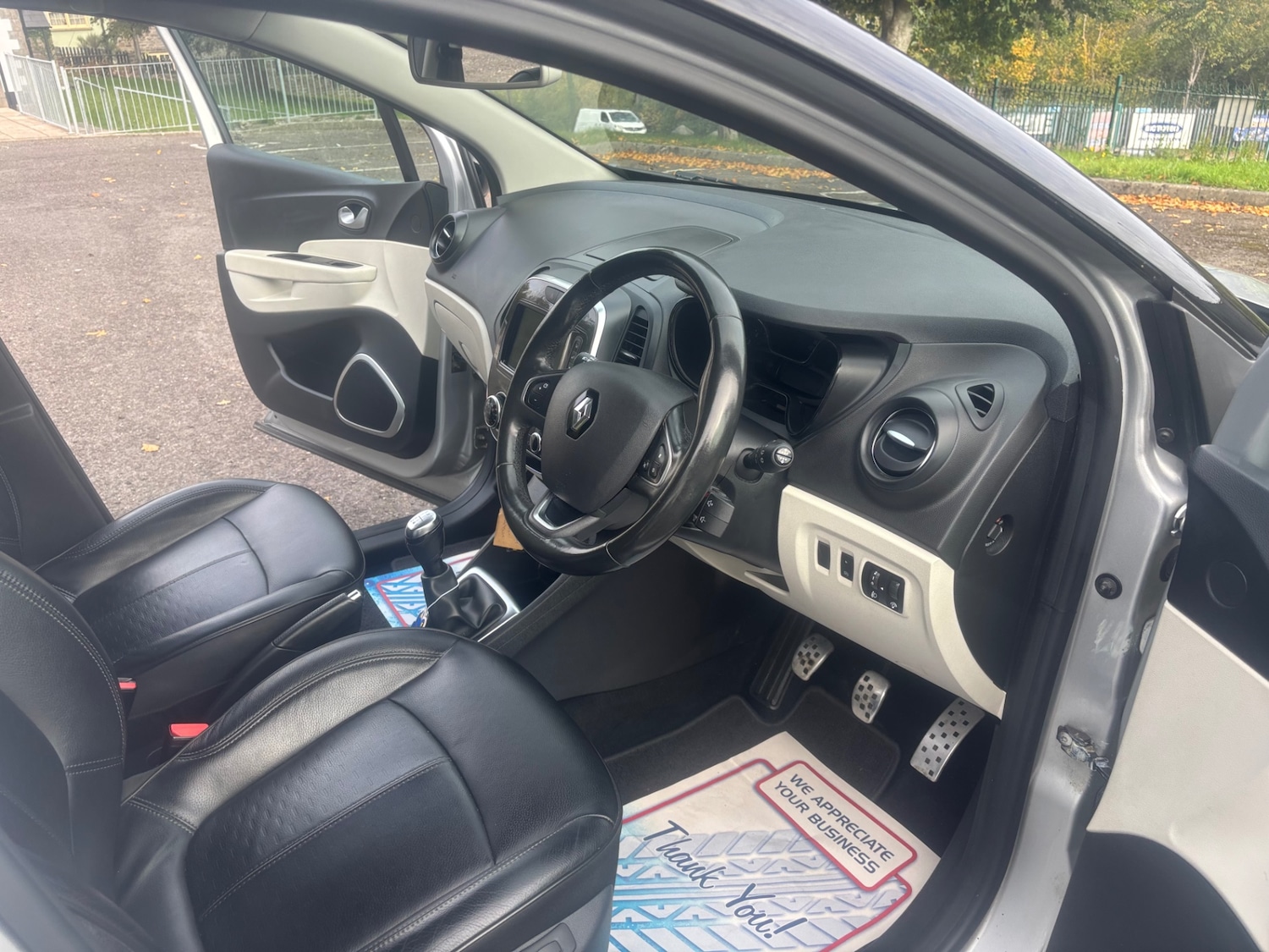 Used Renault Captur 2018 for sale - 76319195: Photo 10