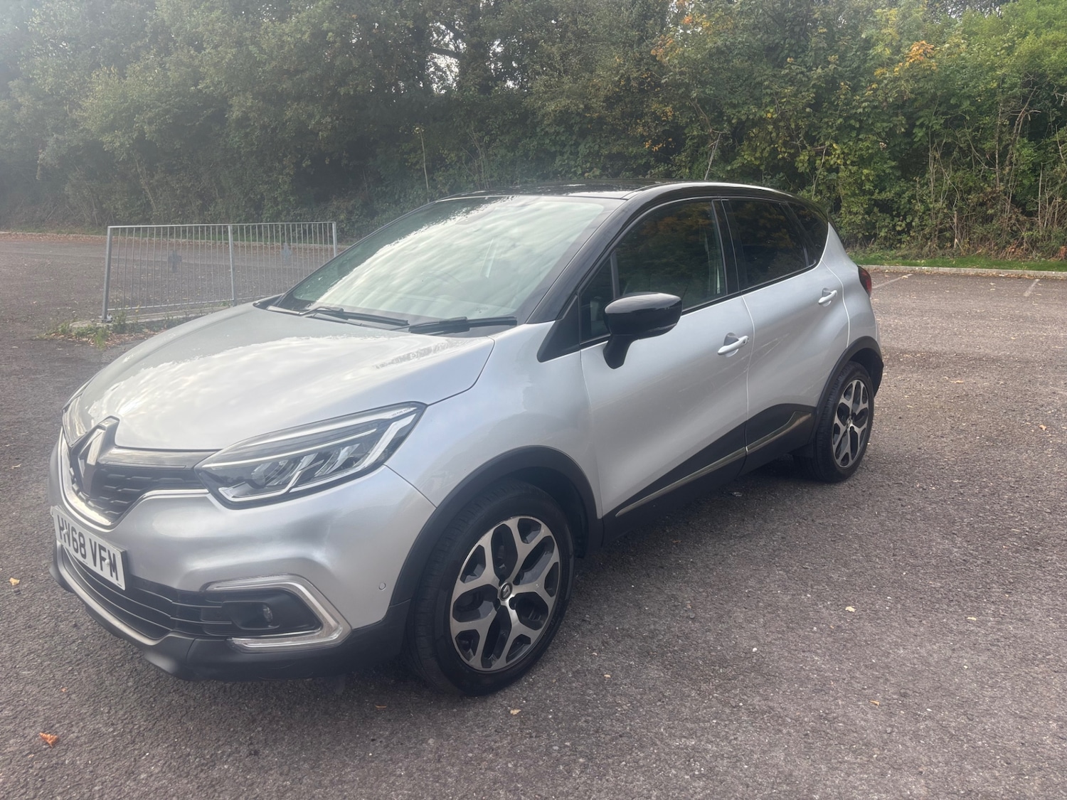 Used Renault Captur 2018 for sale - 76319195: Photo 3