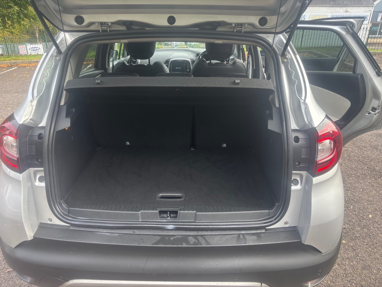 Used Renault Captur 2018 for sale - 76319195: Photo 7