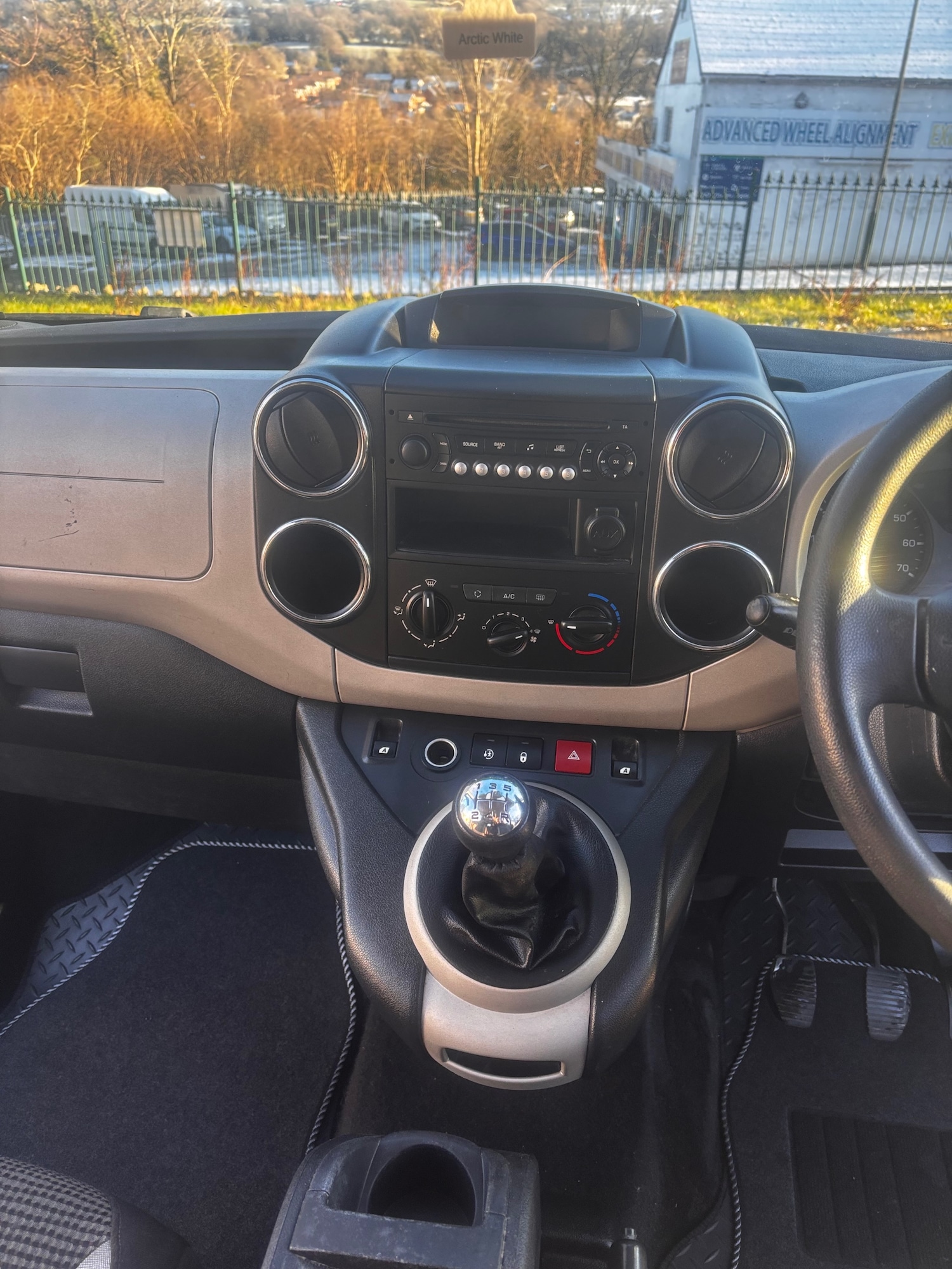 Used Peugeot Partner Tepee 2015 for sale - 77135599: Photo 12