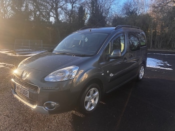 Used Peugeot Partner Tepee 2015 for sale - 77135599: Photo