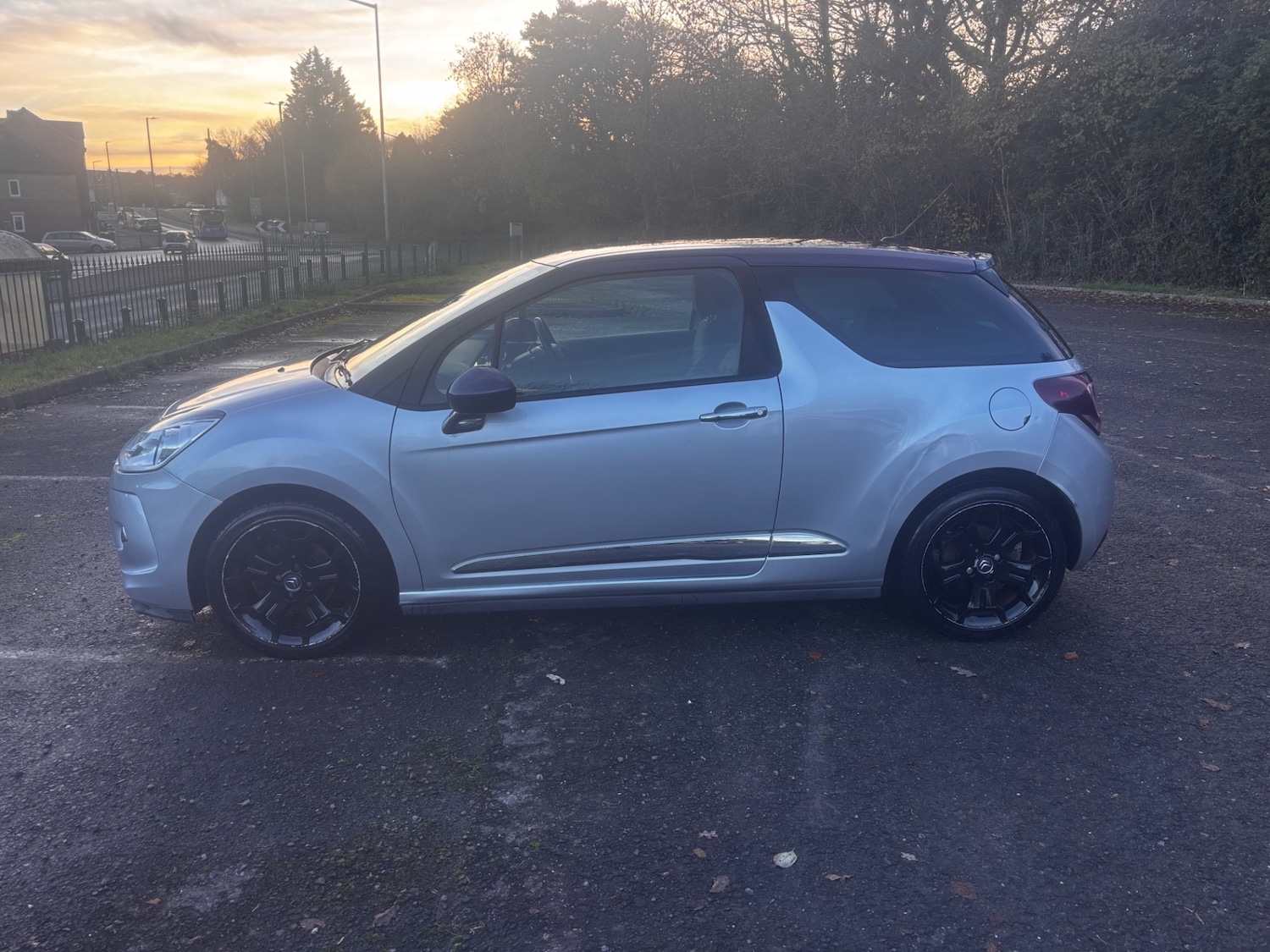 Used Citroen DS3 2013 for sale - 76806888: Photo 4