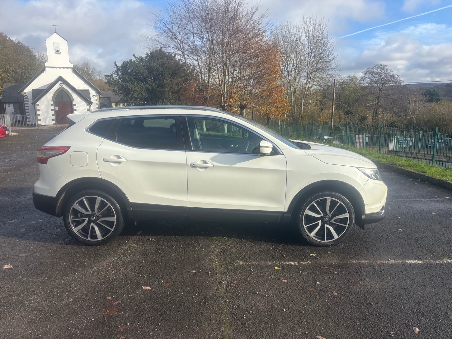Used Nissan Qashqai 2015 for sale - 76576972: Photo 6