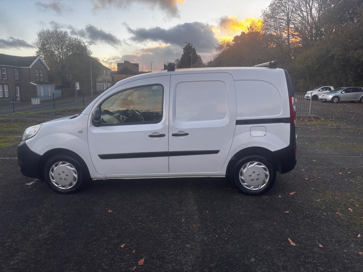 Used Renault Kangoo 2021 for sale - 76624807: Photo 4