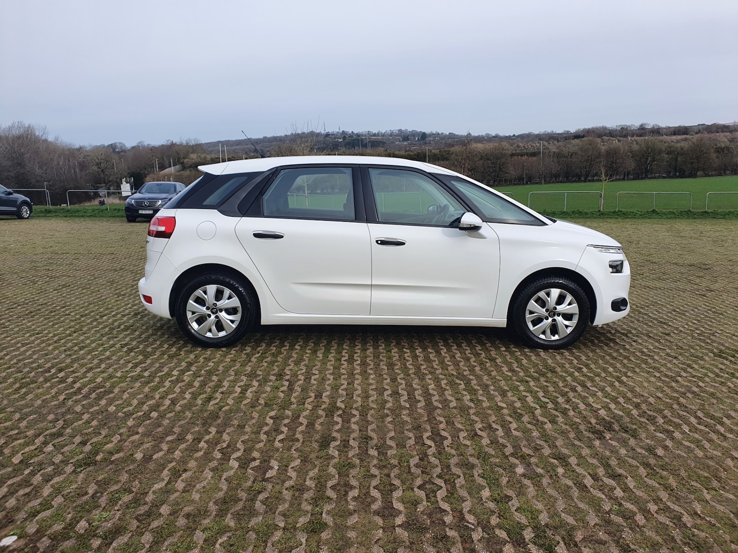 Used Citroen C4 Picasso 2015 for sale - 77578712: Photo 8