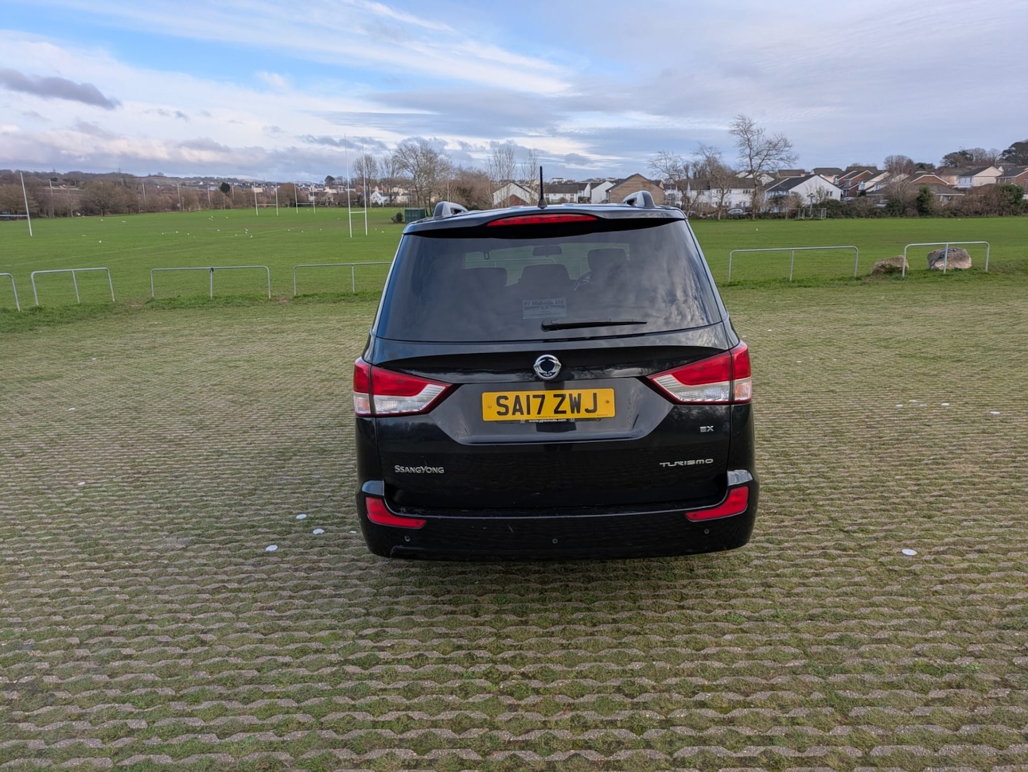 Used Ssangyong Turismo 2017 for sale - 76491705: Photo 4