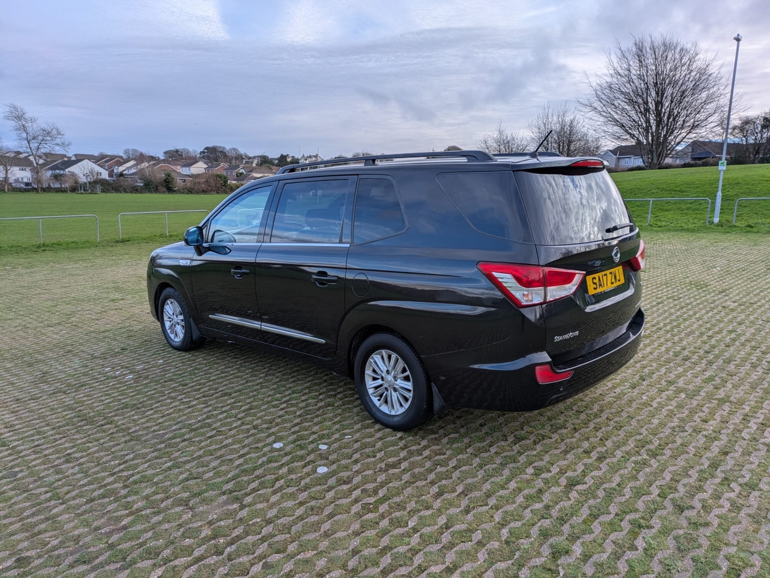 Used Ssangyong Turismo 2017 for sale - 76491705: Photo 5