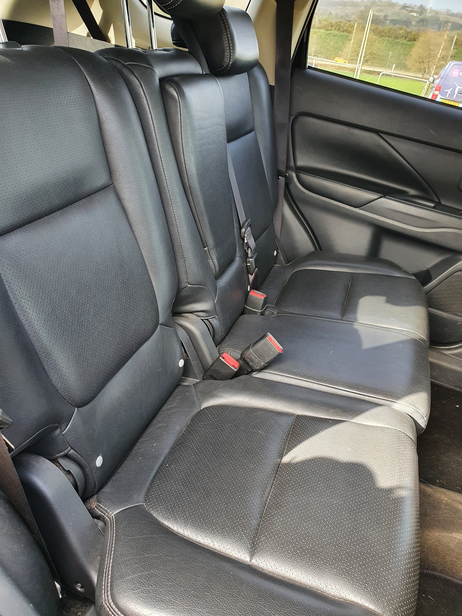 Used Mitsubishi Outlander 2015 for sale - 77917595: Photo 10