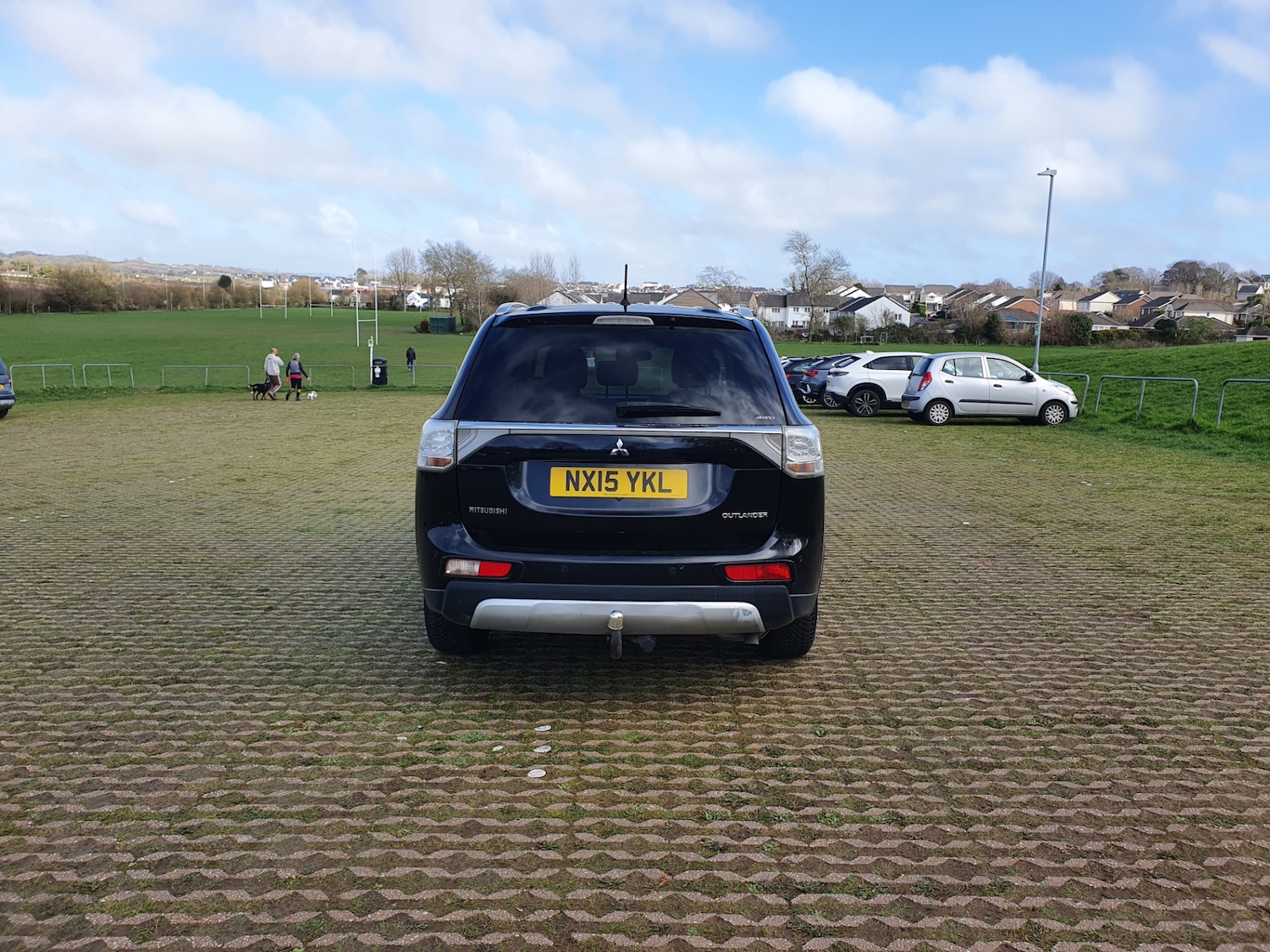 Used Mitsubishi Outlander 2015 for sale - 77917595: Photo 6