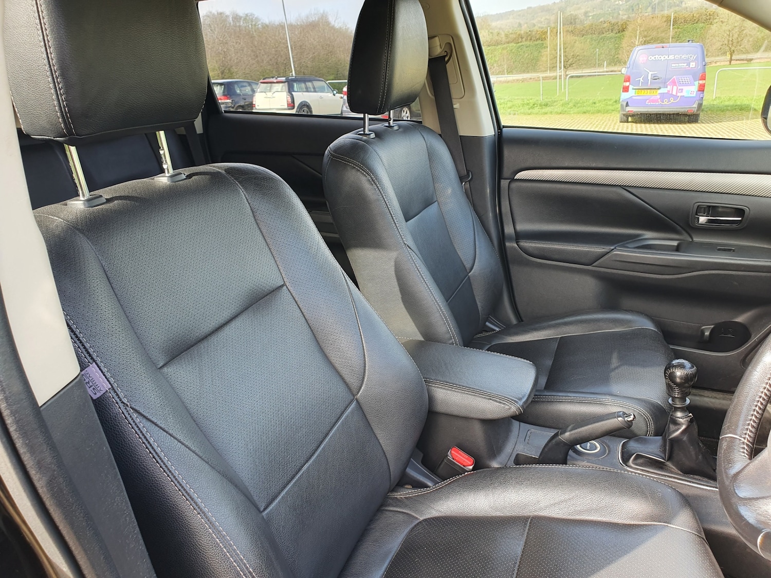 Used Mitsubishi Outlander 2015 for sale - 77917595: Photo 9