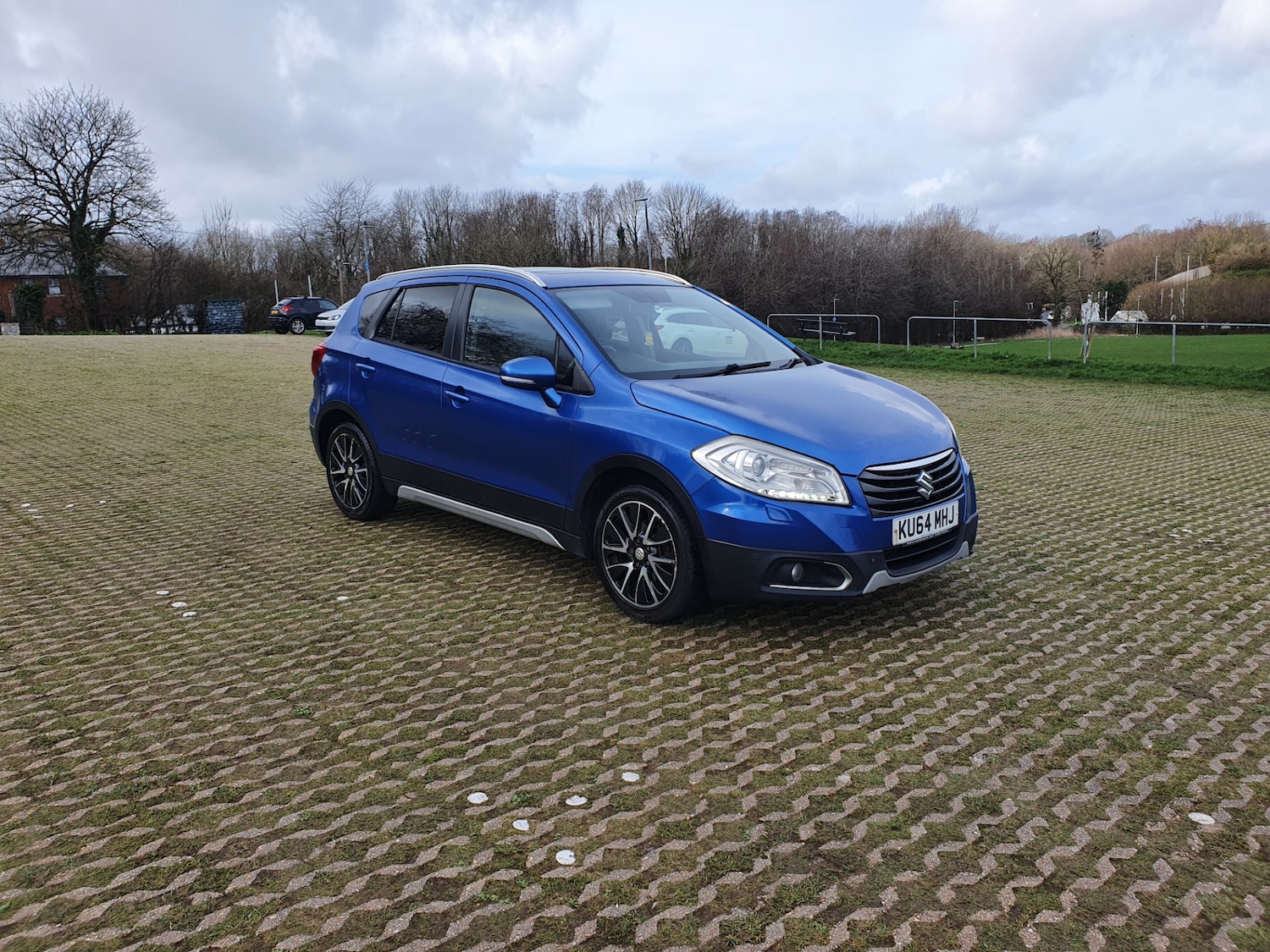 Used Suzuki SX4 S-Cross 2014 for sale - 77558414: Photo 3