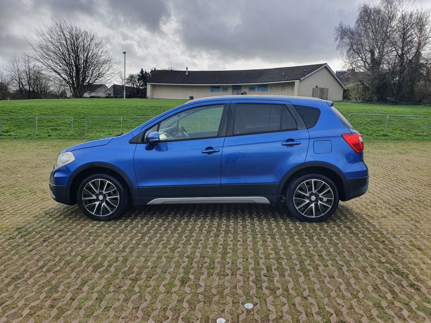 Used Suzuki SX4 S-Cross 2014 for sale - 77558414: Photo 8