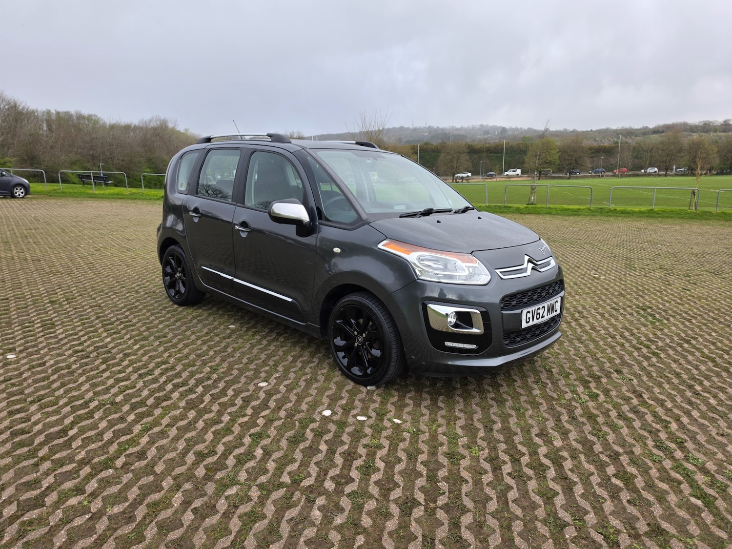 Used Citroen C3 Picasso 2013 for sale - 78016576: Photo 3